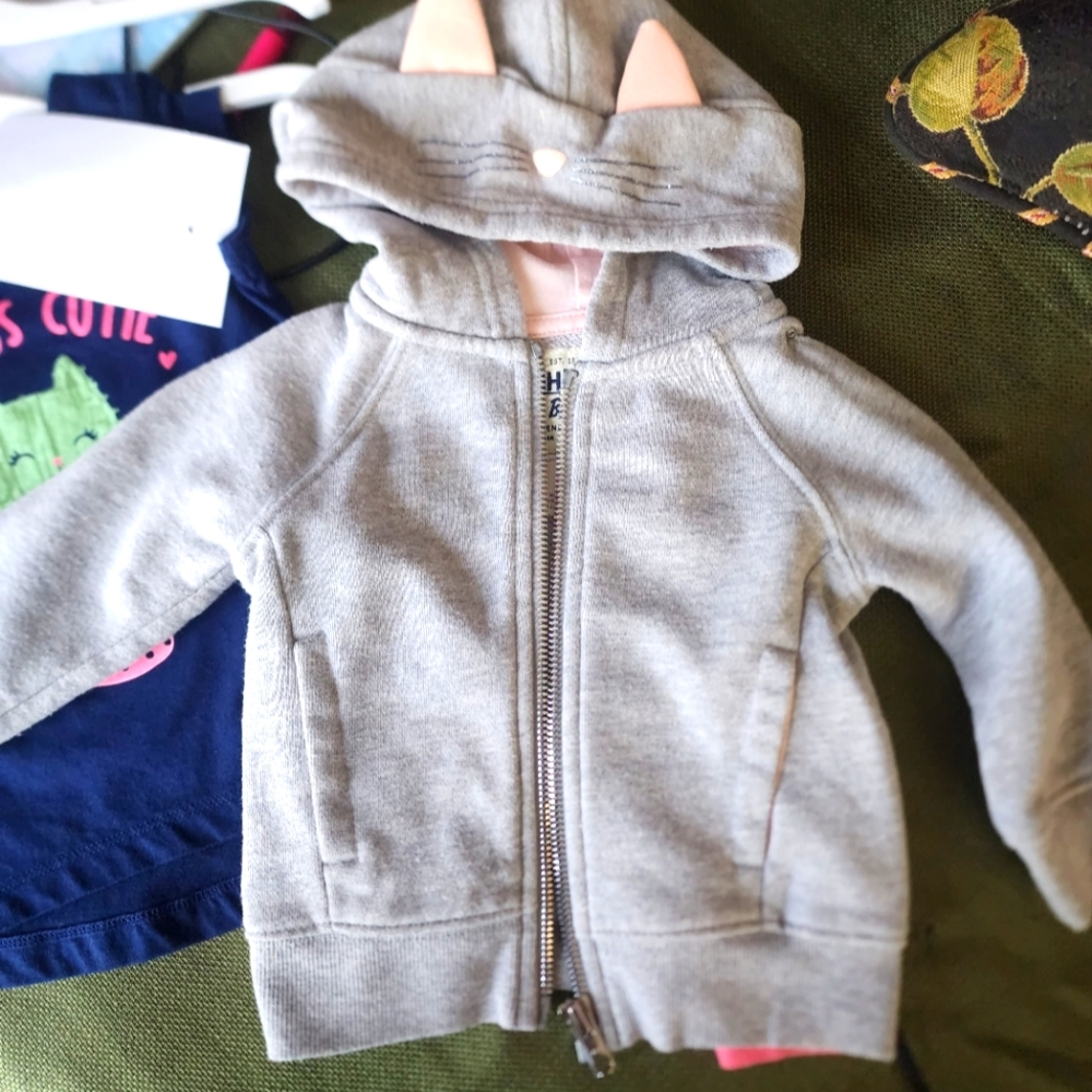 9-12 Month Baby Girls Oshkosh cat Ears gray hoodie full zip sweatshirt